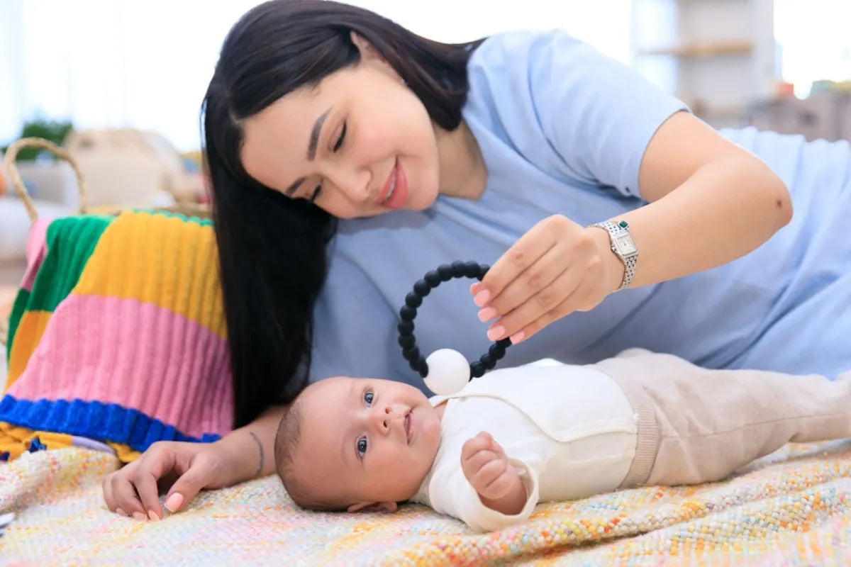 Easy Ways to Develop your Baby’s Visual & Auditory Tracking Skills