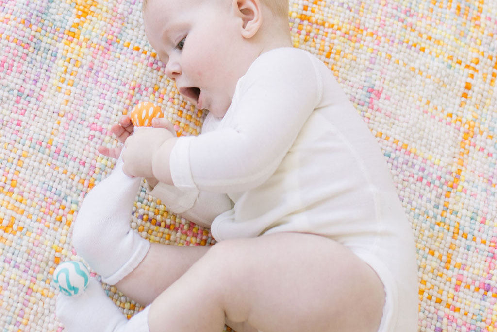 5 Easy Ways to Help Your Baby Roll Over