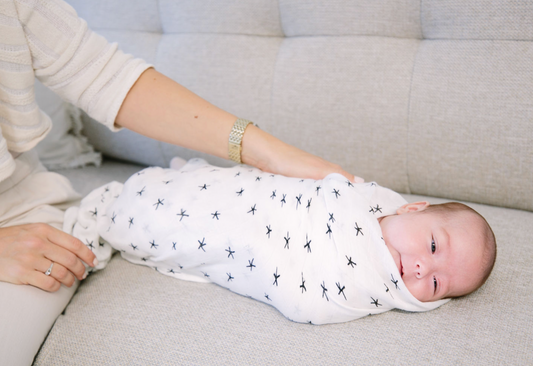 Week 5: Should you swaddle your baby?