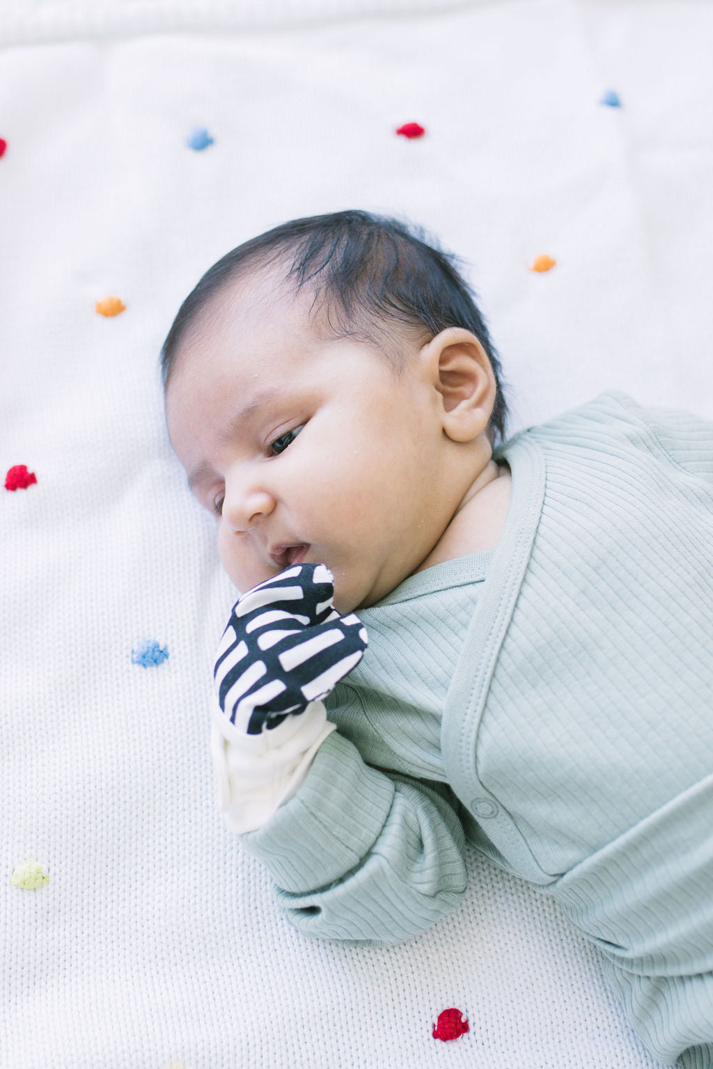 Black & White Mittens  MonkiBox Montessori educational learning toys gifts baby boy girl Dubai UAE KSA Best Toys Montikids Lovevery Montiplay.